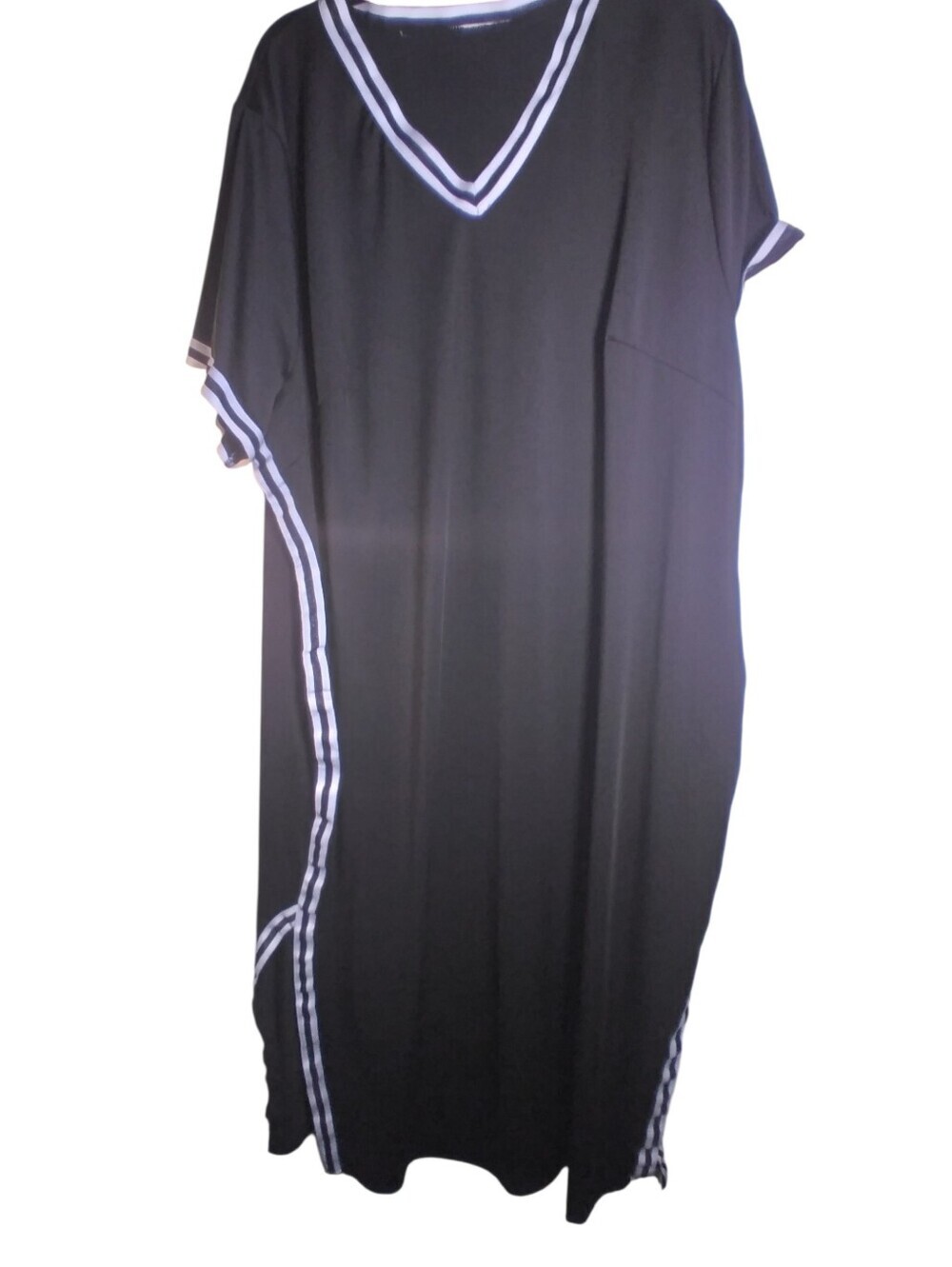 Black V-Neck Maxi Dress with White  Stripe Trim Looks To Fit 3x Or Larger Slits